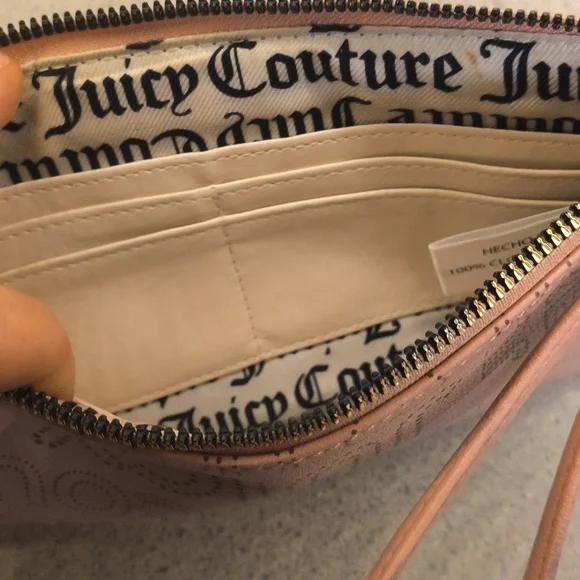 Juicy Couture Brand Light Pink Wristlet-NWOT - Picture 9 of 12